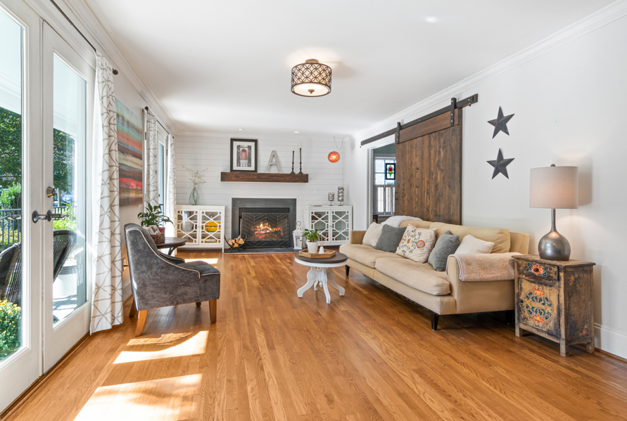 cosy light living room